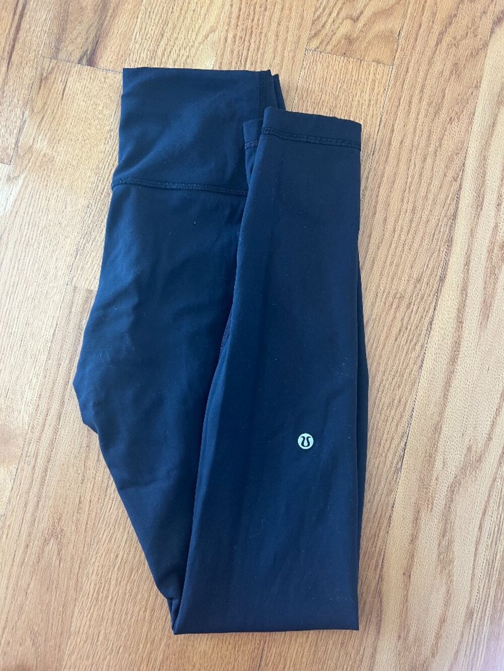 LULULEMON Size 6, 28" Align Leggings